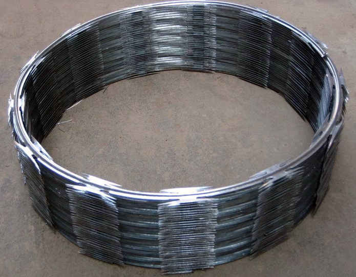 52 Loops Razor Wire Concertina