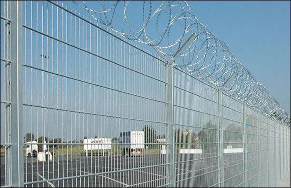 Galvanized After Welded Mesh Prison Fence with Barbed Wire